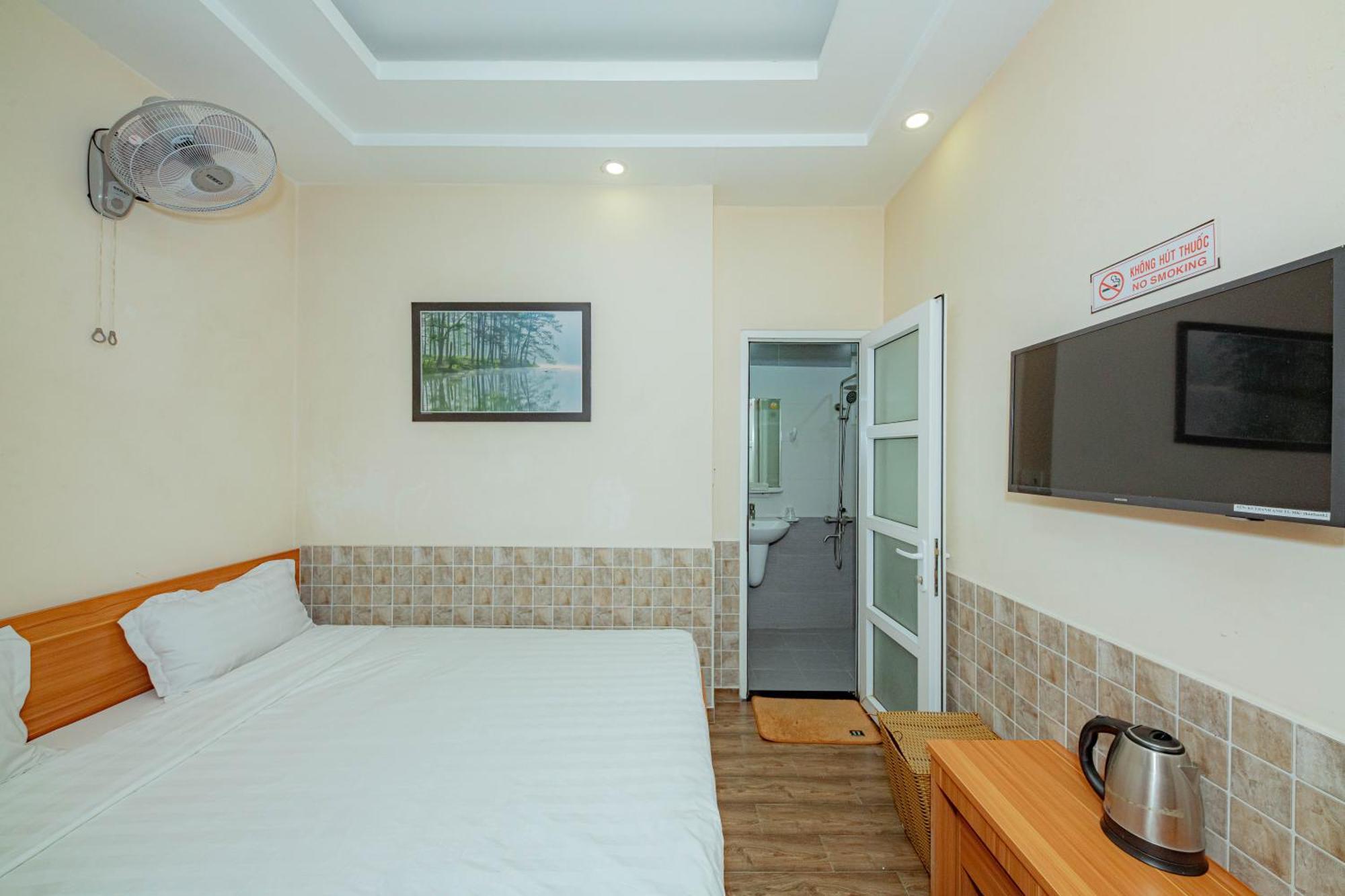 Thanh Anh 2 Hotel - Gan Cho Dem ดาลัด ภายนอก รูปภาพ