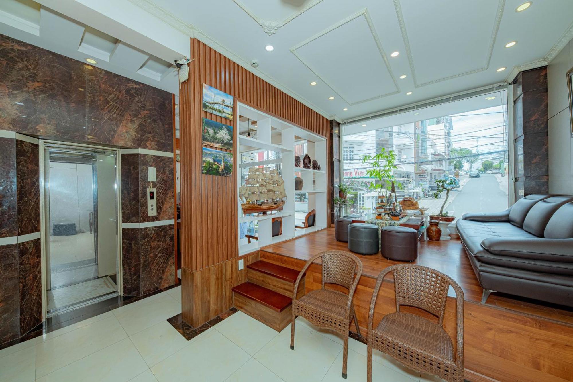 Thanh Anh 2 Hotel - Gan Cho Dem ดาลัด ภายนอก รูปภาพ