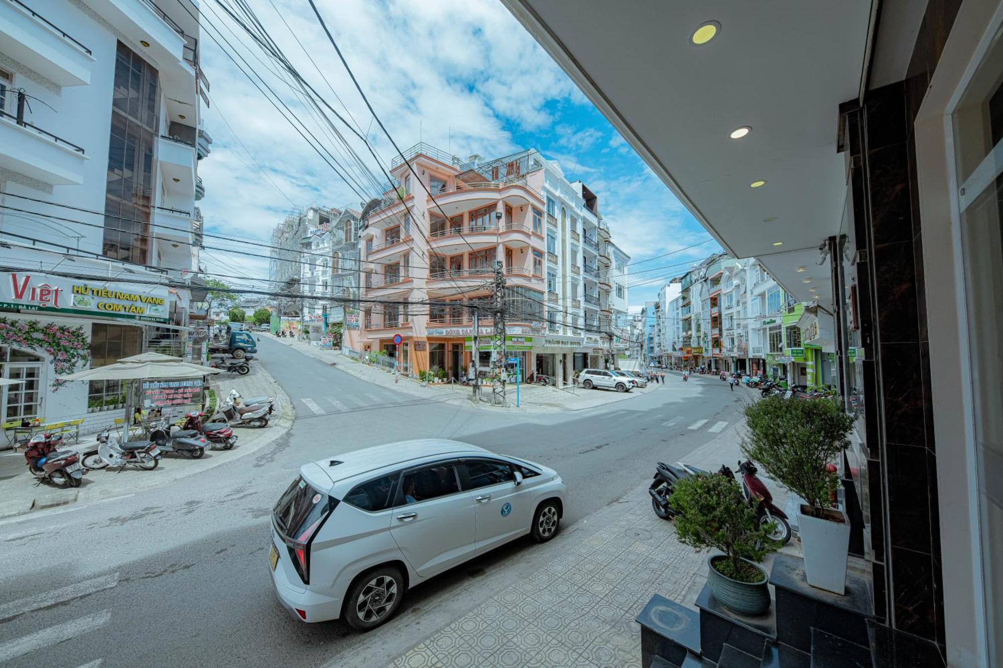 Thanh Anh 2 Hotel - Gan Cho Dem ดาลัด ภายนอก รูปภาพ