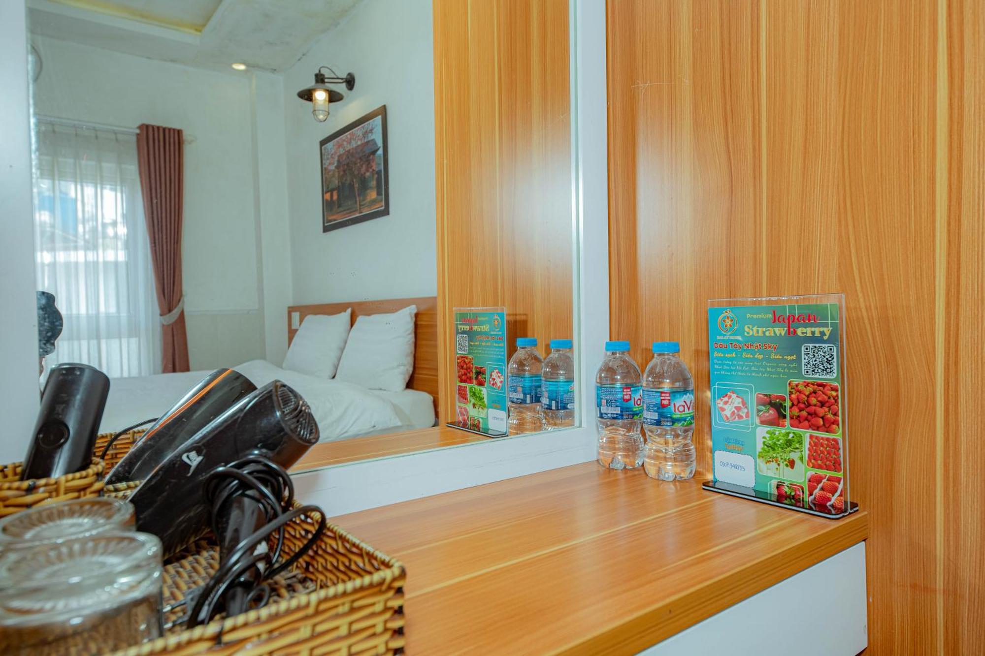 Thanh Anh 2 Hotel - Gan Cho Dem ดาลัด ภายนอก รูปภาพ